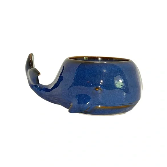 Bath & Body Works Blue Whale Ceramic 3-Wick Candle Holder Very Good Condition - Picture 1 of 7